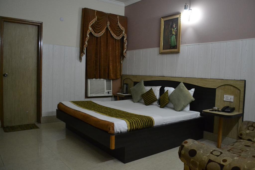 Hotel Atithi International Katra  Phòng bức ảnh